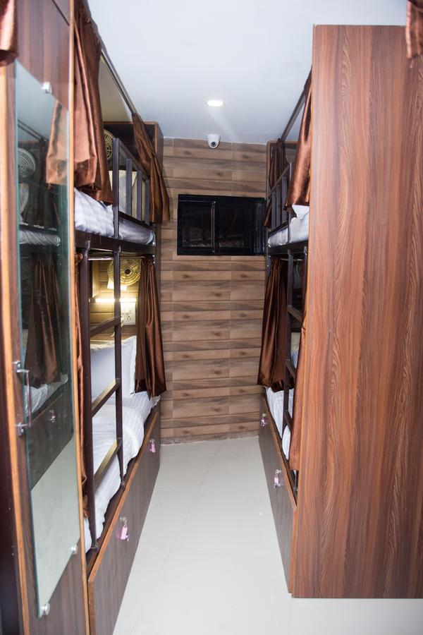 מומביי Padne Dormitory מראה חיצוני תמונה